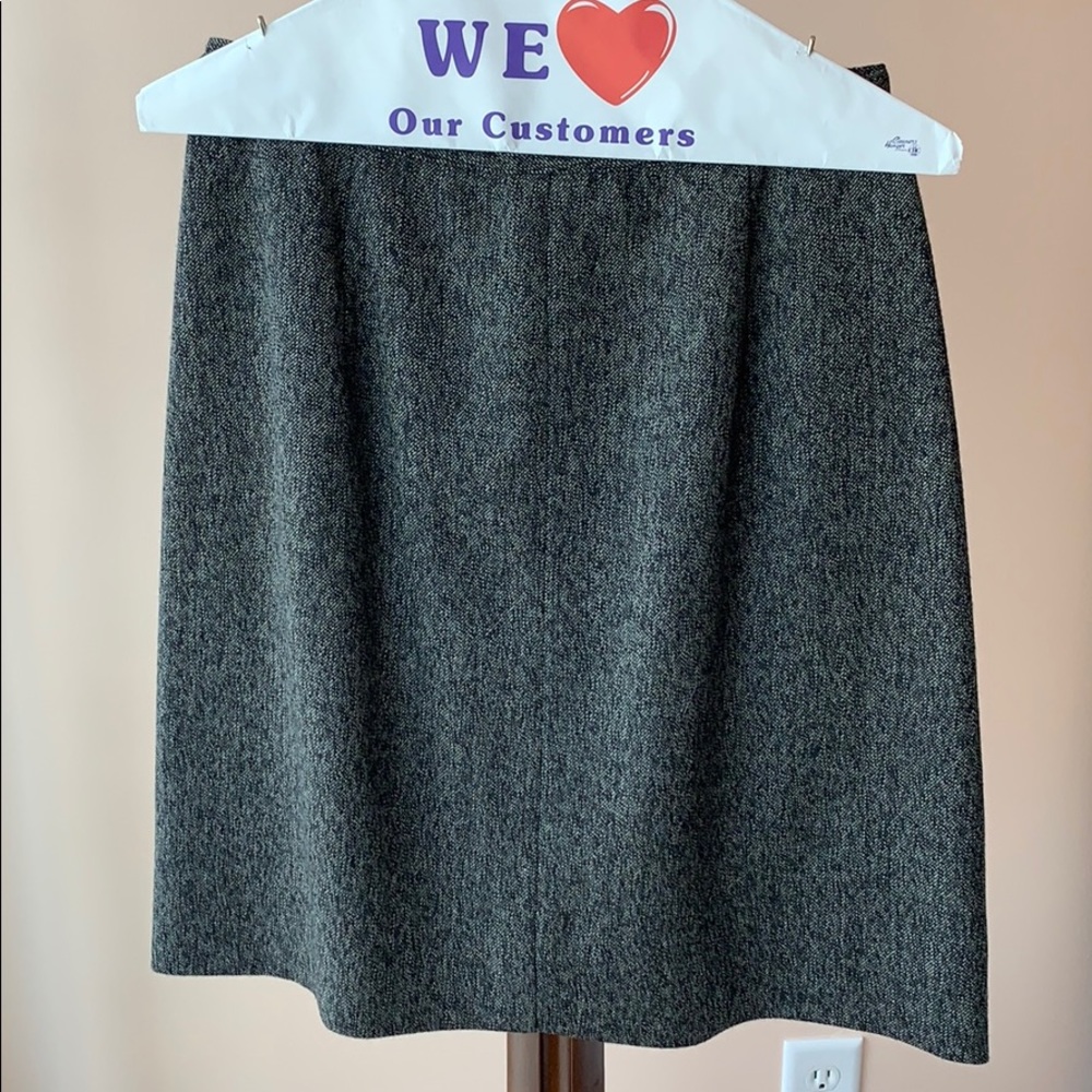 Woman’s Size 10 Two-Pieced Suit - Picture 5 of 8